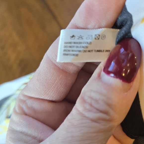 Multicolor Floral Star Print Black White Tan Square Scarf - Picture 5 of 7